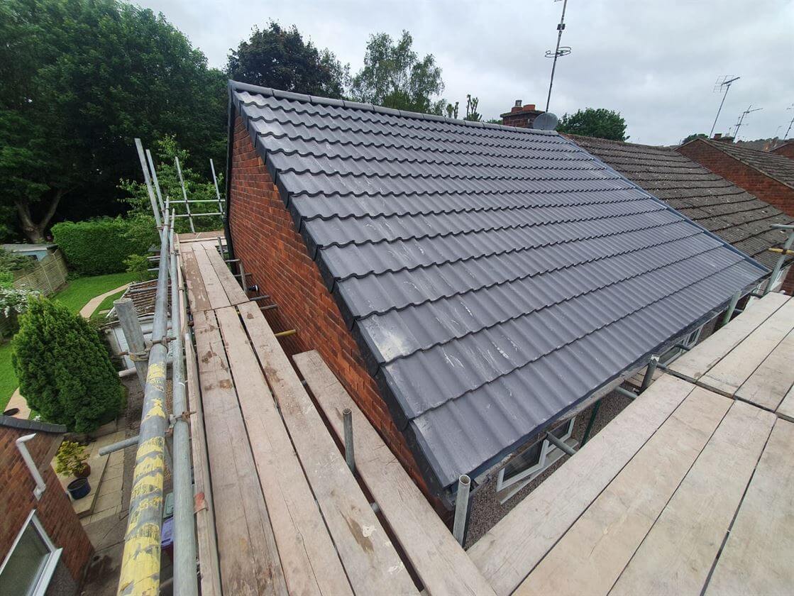 Roofer Hertfordshire 2 new roof installations in